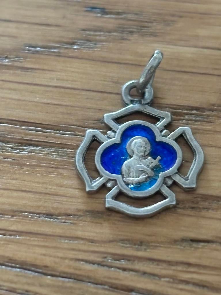 Religie zilveren bedel/ hanger met emaille, Verzenden, Gebruikt, Zilver