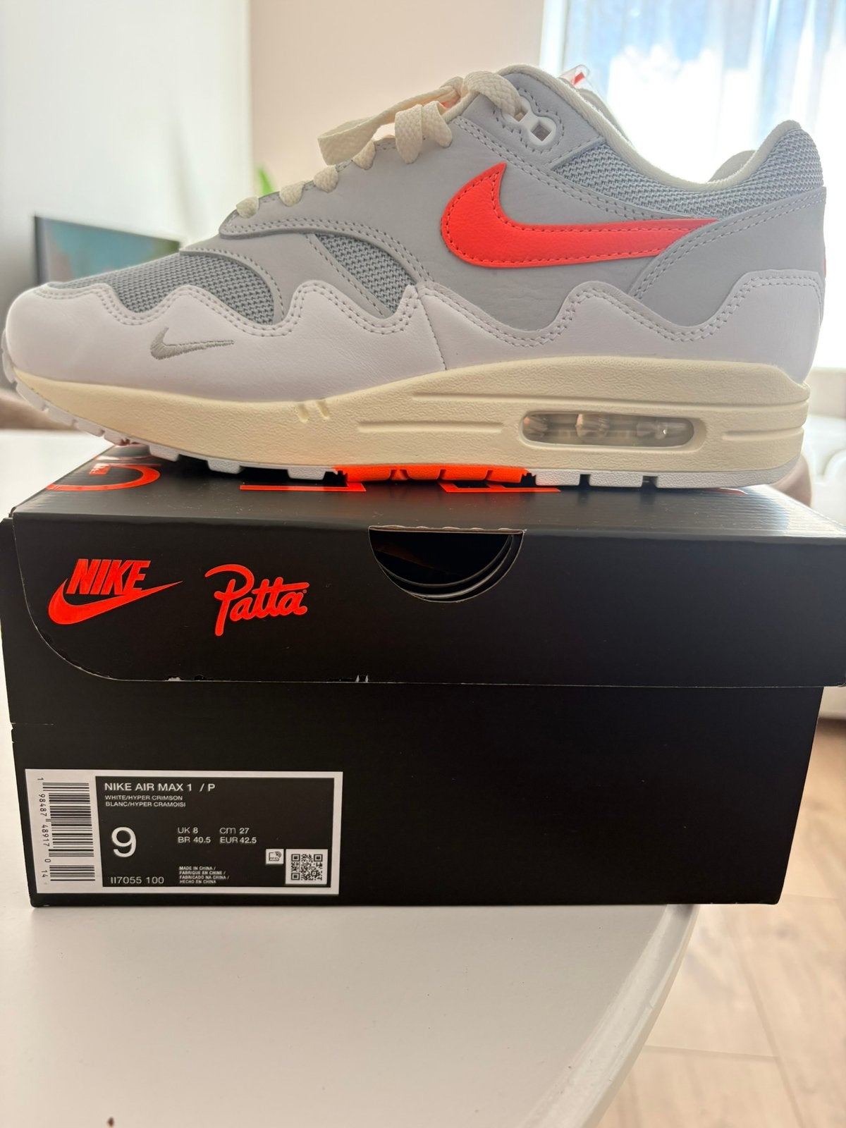 Nike x patta hyper crimson white, Ophalen of Verzenden, Nieuw, Wit, Sneakers of Gympen