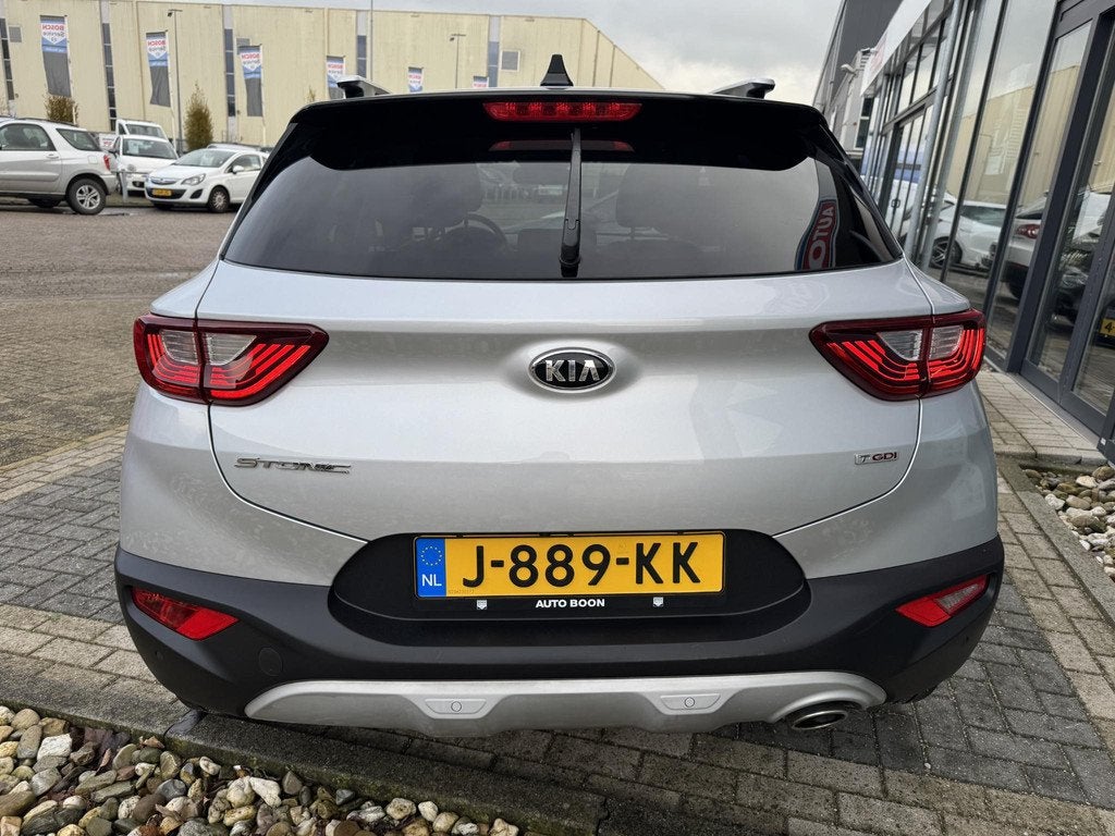 Kia Stonic 1.0 SPORTS 101PK : APPCARP/P-CAM/PDC/SPORT Int. L, Auto's, Voorwielaandrijving, Gebruikt, Euro 6, Leder en Stof