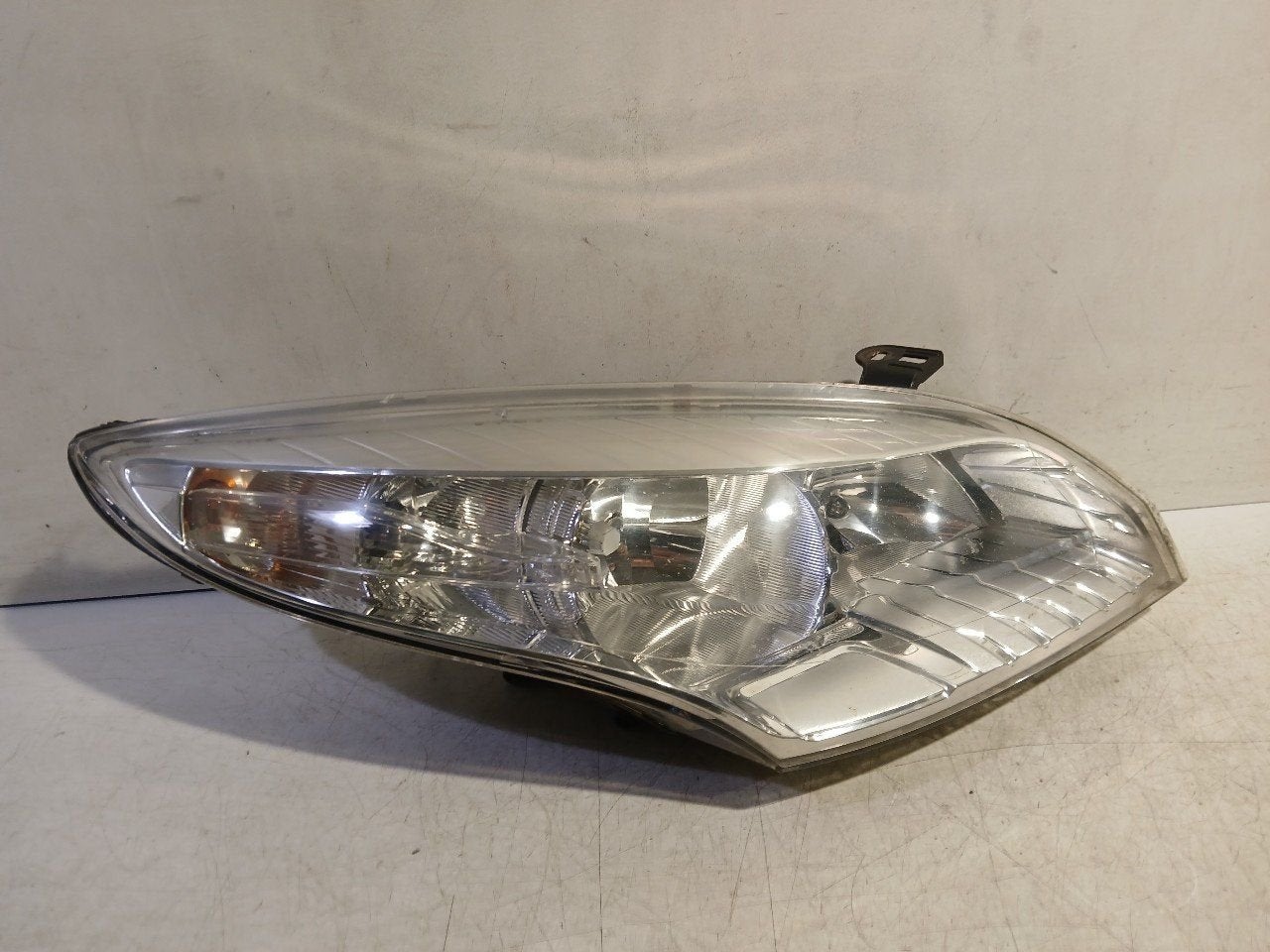 Koplamp rechts Renault Mégane, Onderdelen@venauto.nl, Van der Ven Autorecycling B.V., Gebruikt, Ettenseweg 76, 4706 PB Roosendaal, The Netherlands