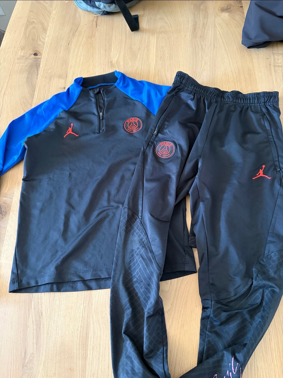 PSG Jordan trainingspak 147-158 cm, Kleding | Heren, Sportkleding, Verzenden, Zwart, Overige maten, Zo goed als nieuw
