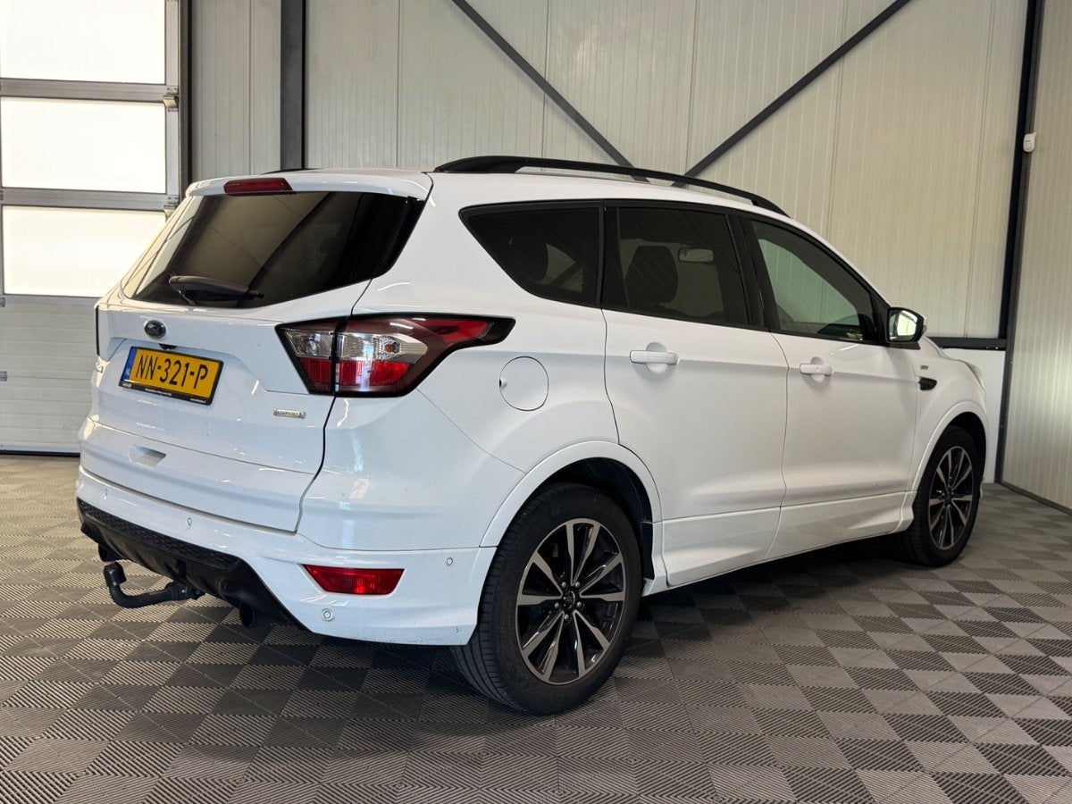 Ford Kuga 1.5 EcoBoost | ST Line | Pano | Navi | Camera | Tr, Auto's, Euro 6, 4 cilinders, Wit, Origineel Nederlands