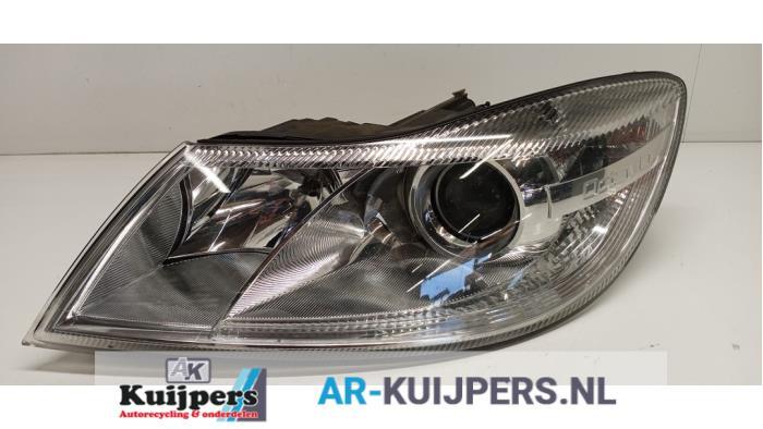 Koplamp links van een Skoda Octavia, Gebruikt, -, -, Skoda