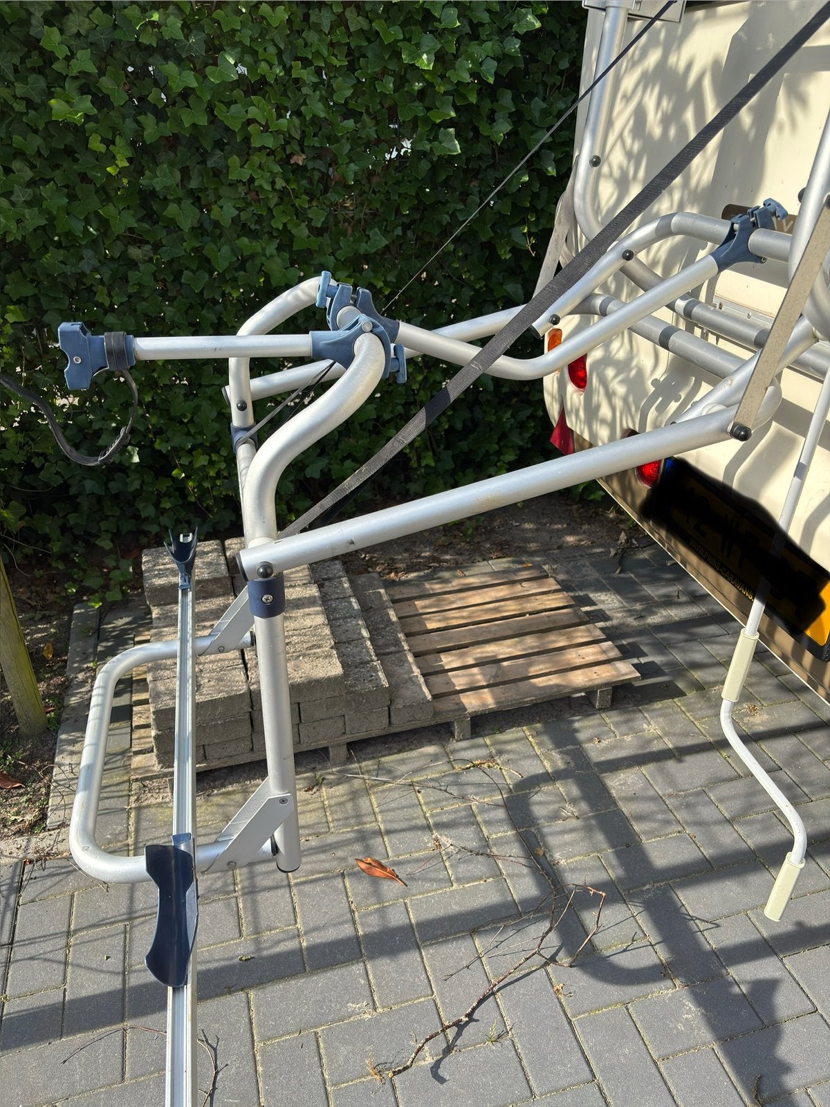 Thule lift fietsendrager, Ophalen, Gebruikt
