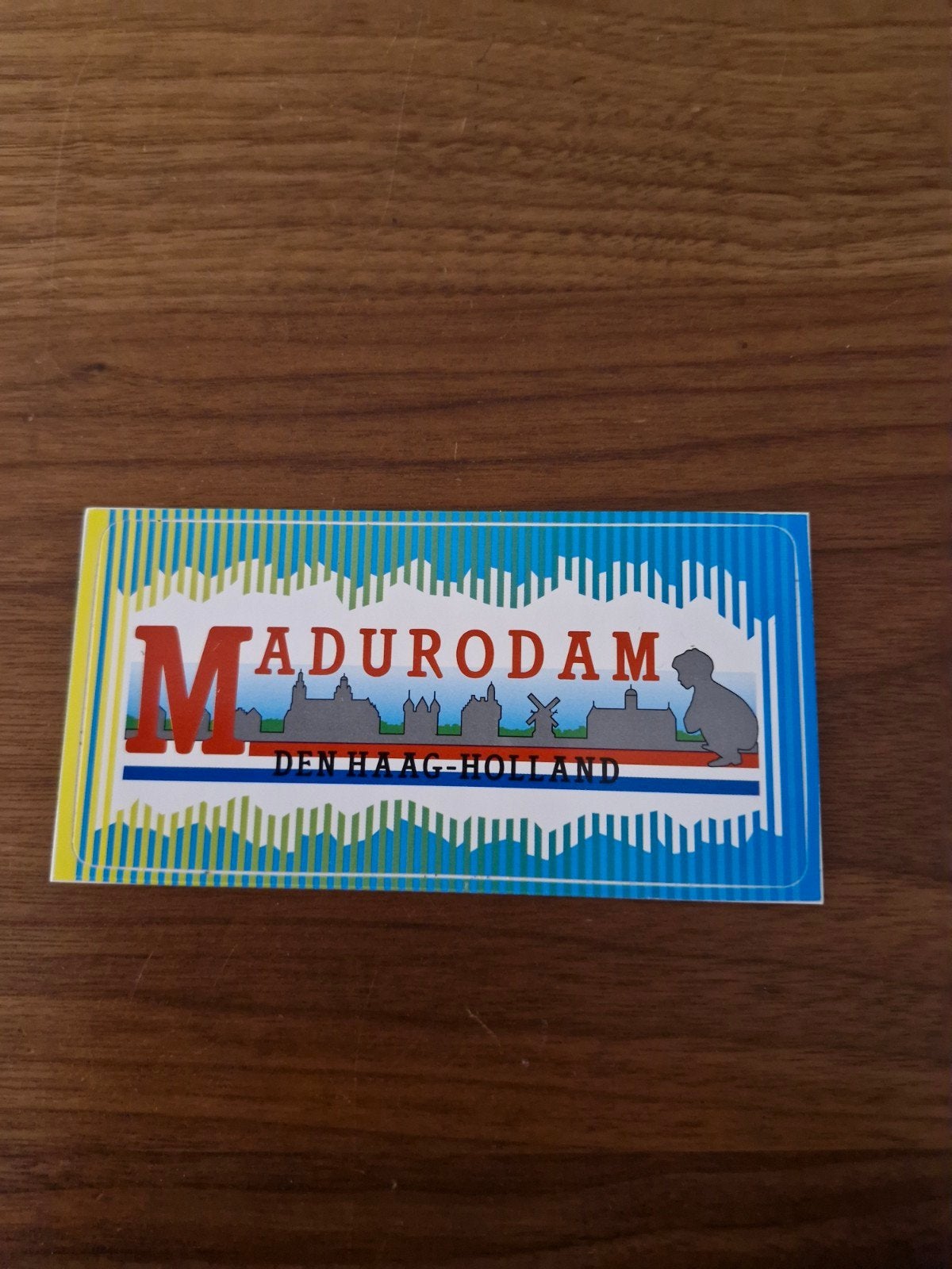 1070 Madurodam parkeersticker 14,5 x 8 cm, Ophalen of Verzenden, Gebruikt, Overige typen
