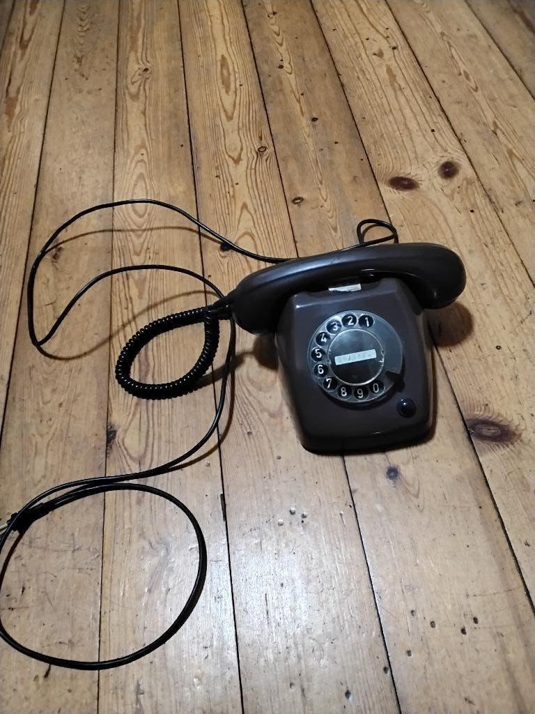 Oude ptt telefoon, Ophalen of Verzenden