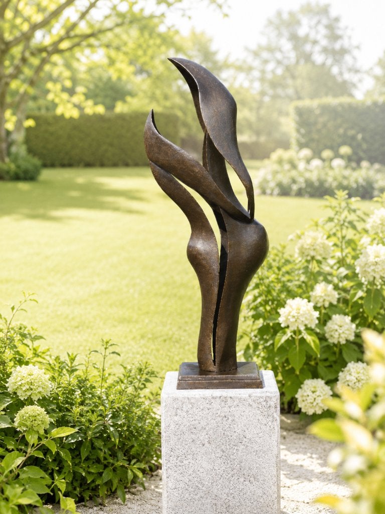 bronzen beeld / MODERN LIEFDESPAAR / 45 cm hoog