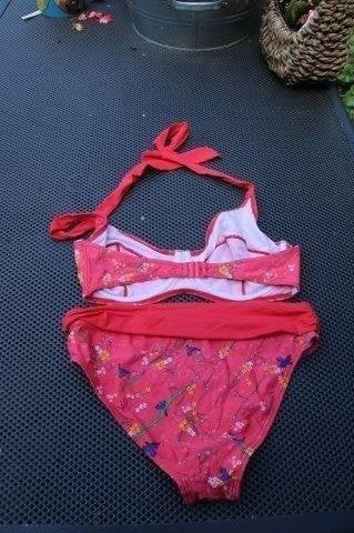 Halterbikini rood Livera mt 38 E/F Vaste prijs OPRUIMING, Kleding | Dames, Ophalen of Verzenden, Zo goed als nieuw, Bikini, Rood