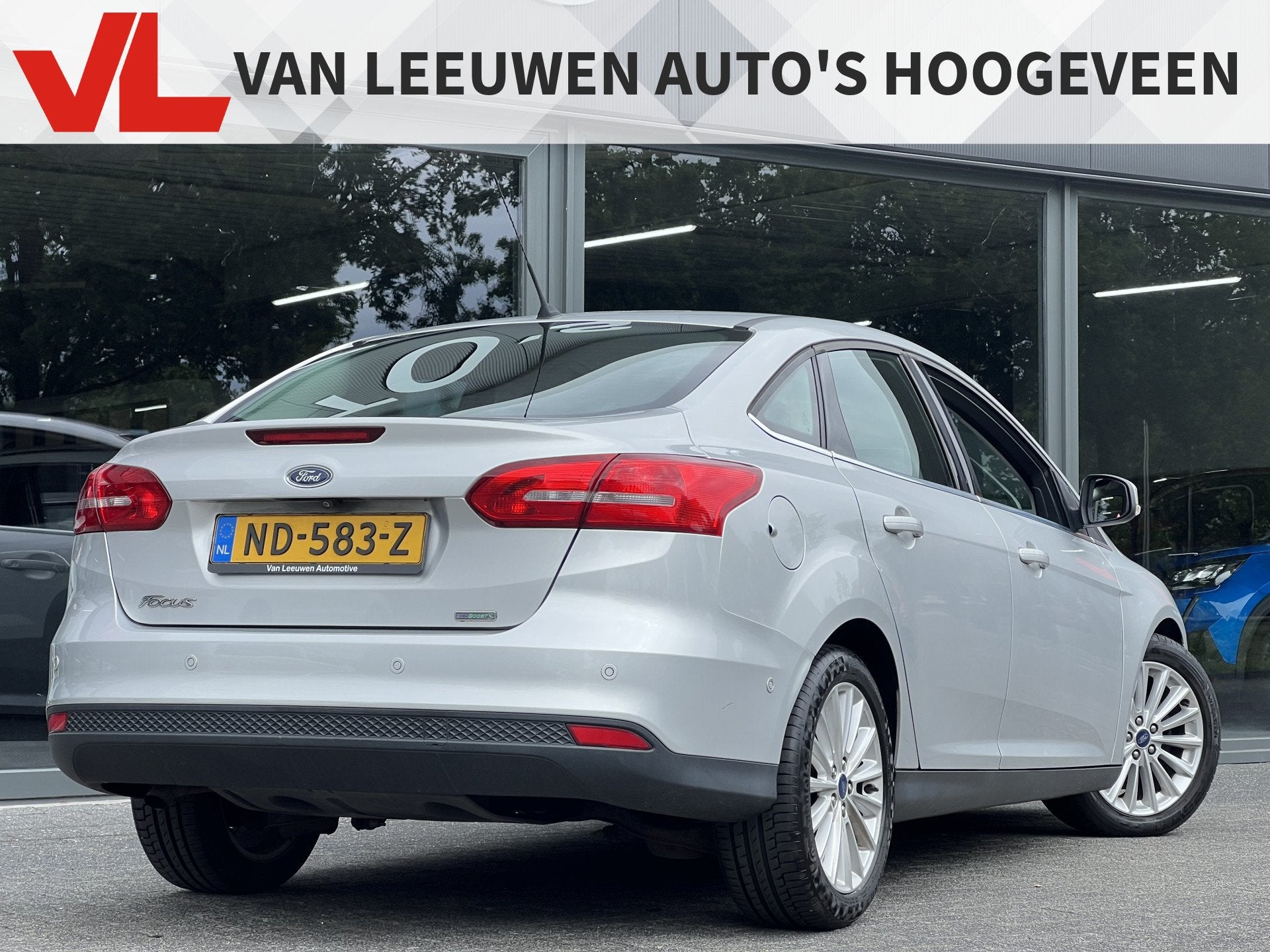Ford Focus 1.0 Titanium | RIJKLAAR | Camera | Navi |, Euro 6, Origineel Nederlands, Grijs, Sedan
