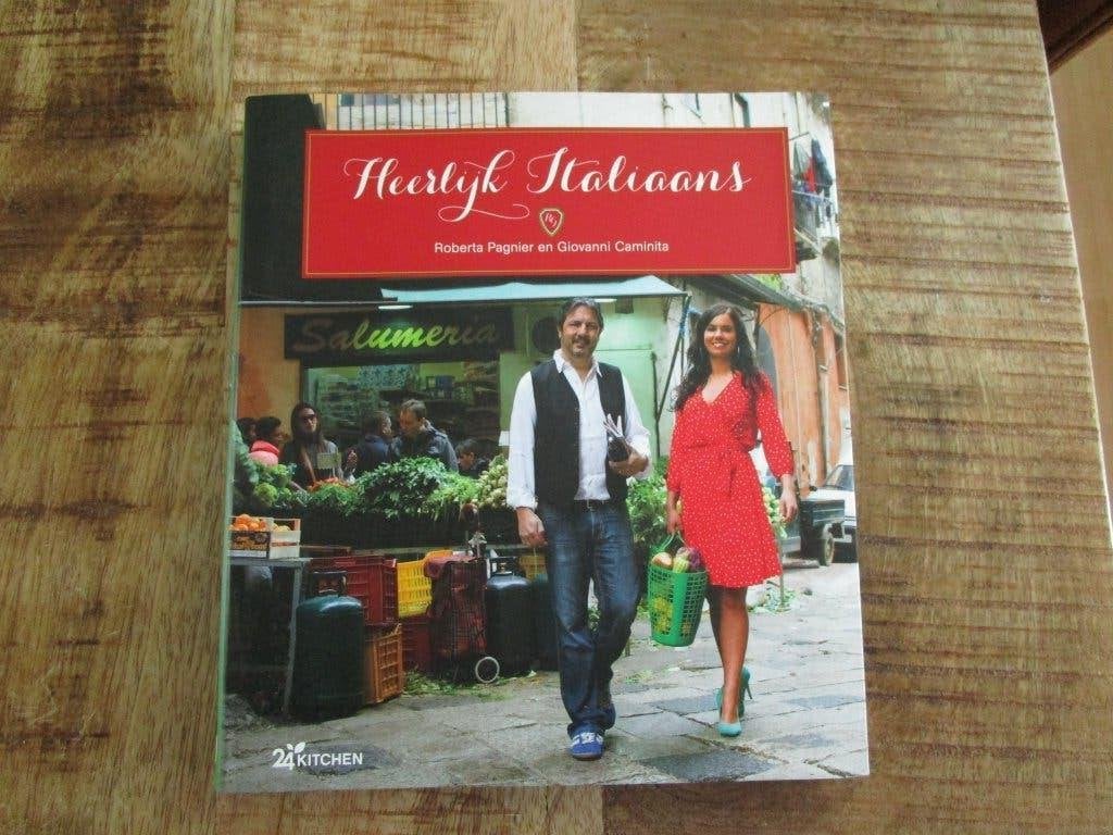 Kookboek - Heerlijk Italiaans, Ophalen of Verzenden, Zo goed als nieuw, Roberta Pagnier + Giovanni Caminita, Italië