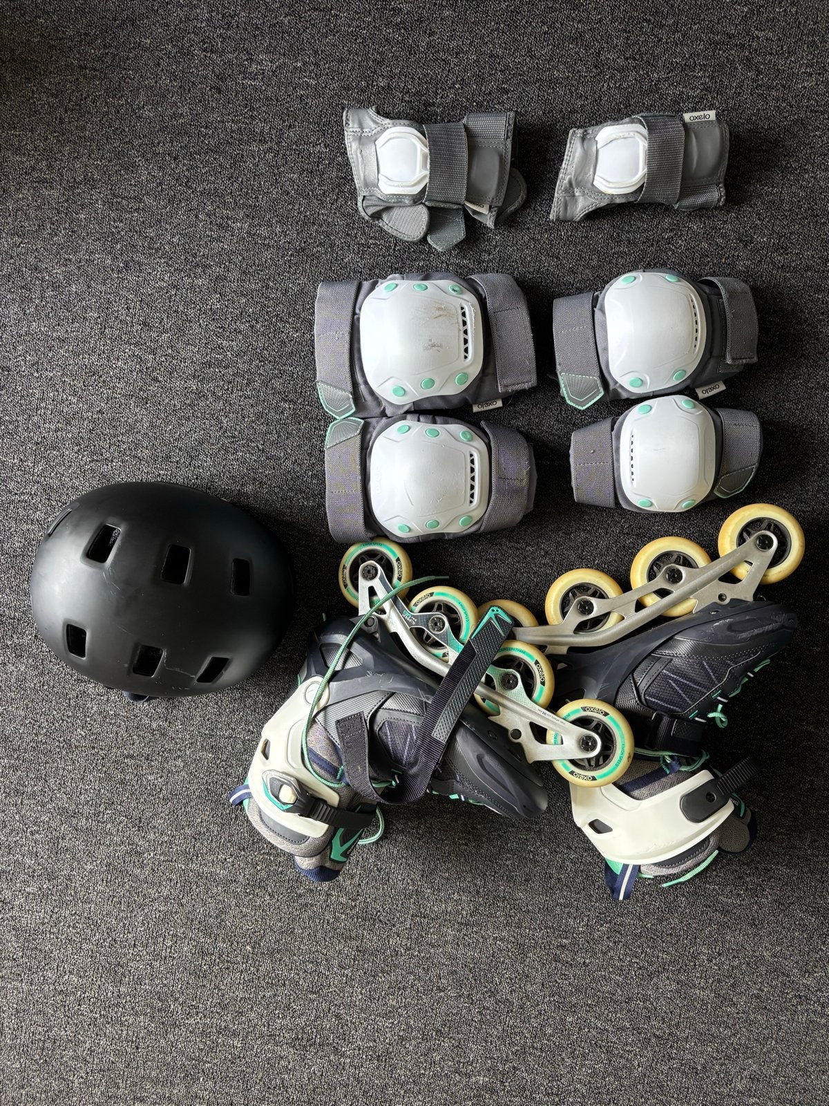 Inline skates Oxelo Fit 500 met bescherming en helm, Ophalen of Verzenden, Gebruikt, Overige typen, Overige merken