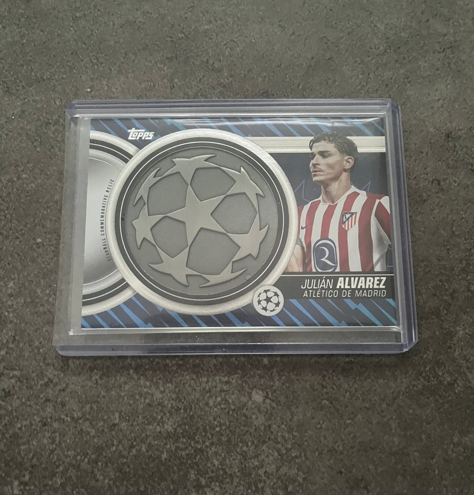 2025-26 Topps Uefa UCC Starball Relic Julian Alvarez, Verzenden, Zo goed als nieuw, Plaatje