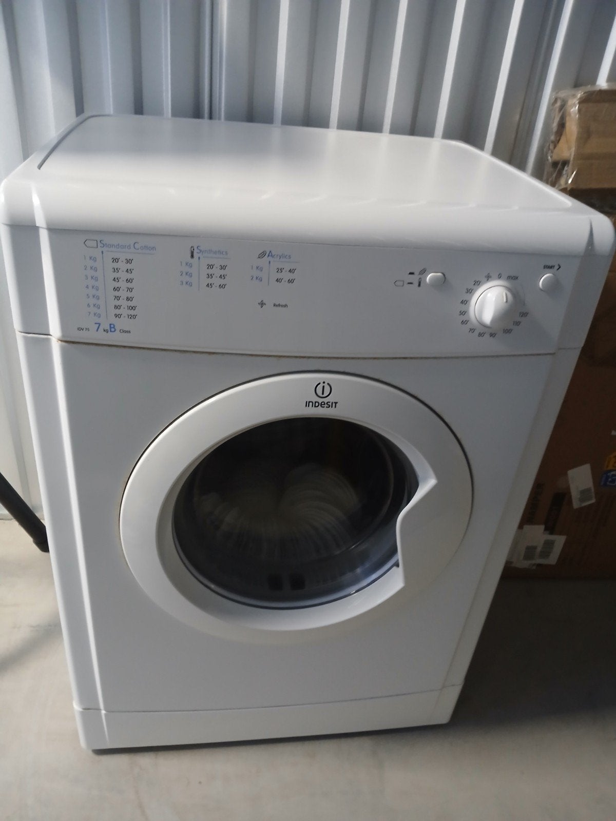 moet weg!! Indesit IDV75 (EU) Wasdroger, Ophalen, 6 tot 8 kg, Gebruikt, Luchtafvoer