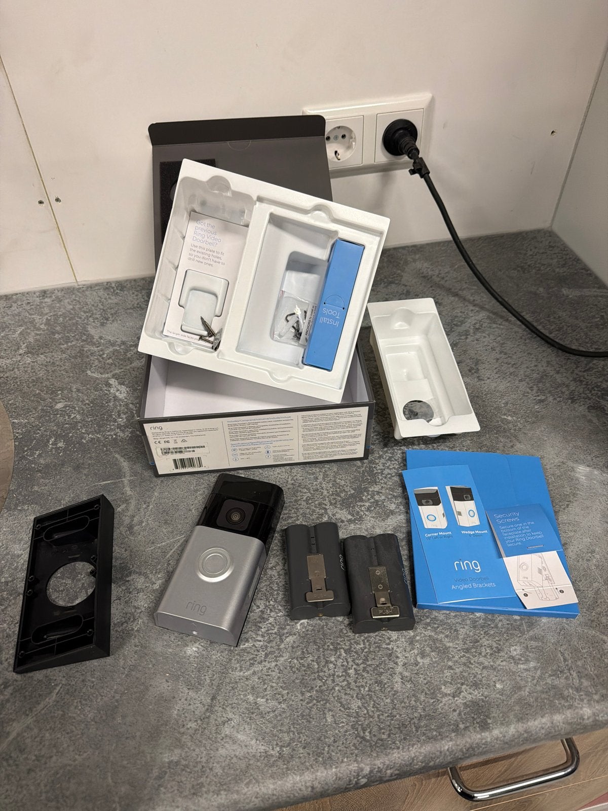 Ring Video Deurbel 2 - Draadloze Smart Deurbel met Camera, Ophalen, Bewegingsdetectiesensor, Gebruikt, Draadloos