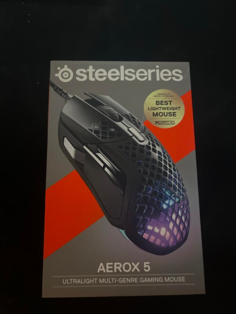 Steelseries Aerox 5 gaming muis, Ophalen, Rechtshandig, Muis, Gebruikt