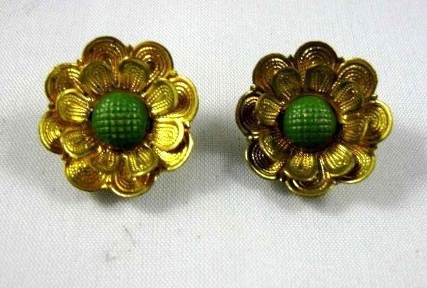Bloem oorclips Rhinestone Bohemia Jablonec groen hartje (831, Sieraden, Tassen en Uiterlijk, Ophalen, Zo goed als nieuw, Goud