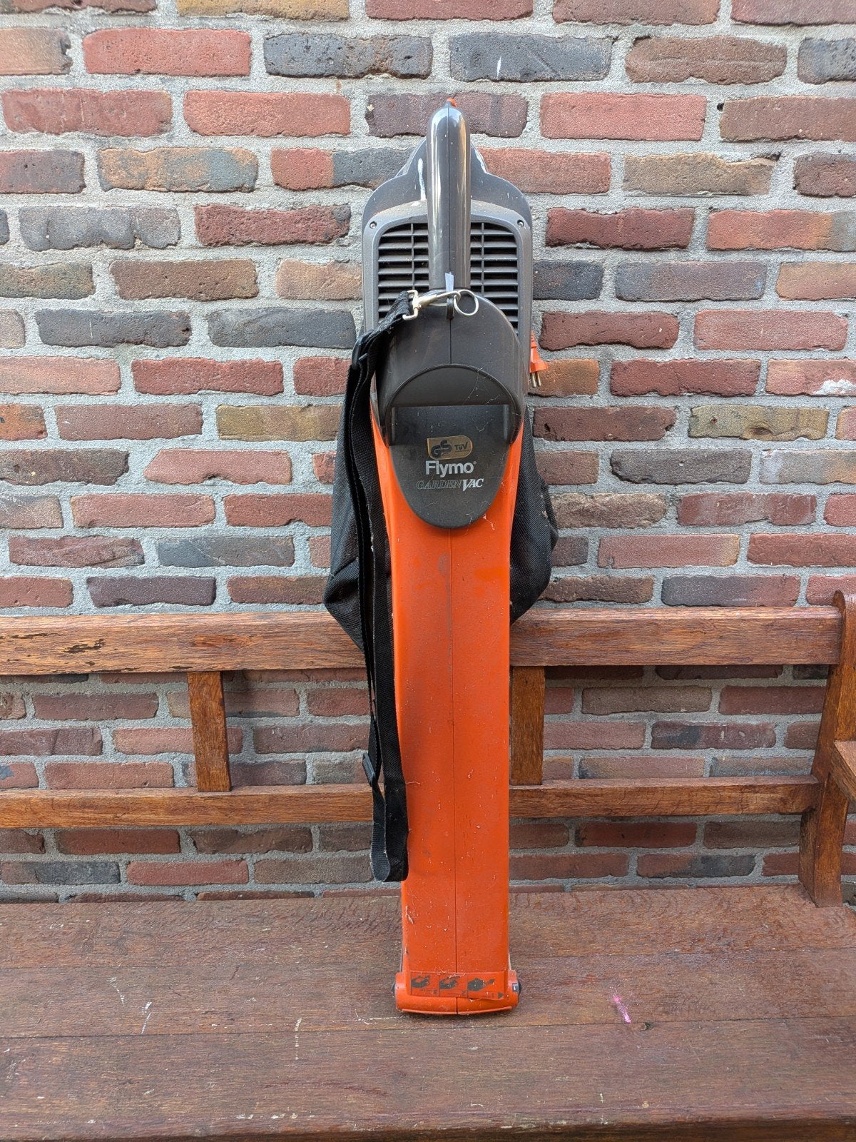 Flymo GardenVac Bladblazer & Bladzuiger
Goed werkende Flymo, Ophalen, Gebruikt, Elektrisch