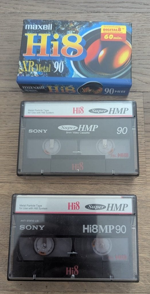 hi8 tapes 3 stuks, Audio, Tv en Foto, Videocamera's Analoog, Ophalen of Verzenden, Hi 8, (Video)band