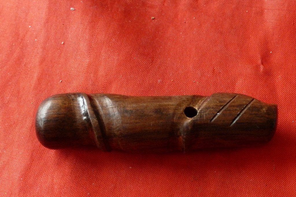 Thaise amulet - paladkik hout 8 cm 18 gram (t 170, Overige materialen, Overige voorstellingen, Bruin, Ophalen of Verzenden