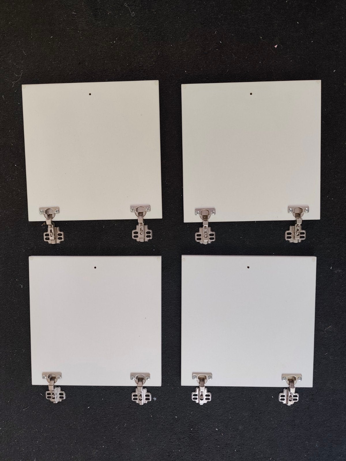 Ikea Expedit kast: 4 deurtjes  met accessoires, Ophalen