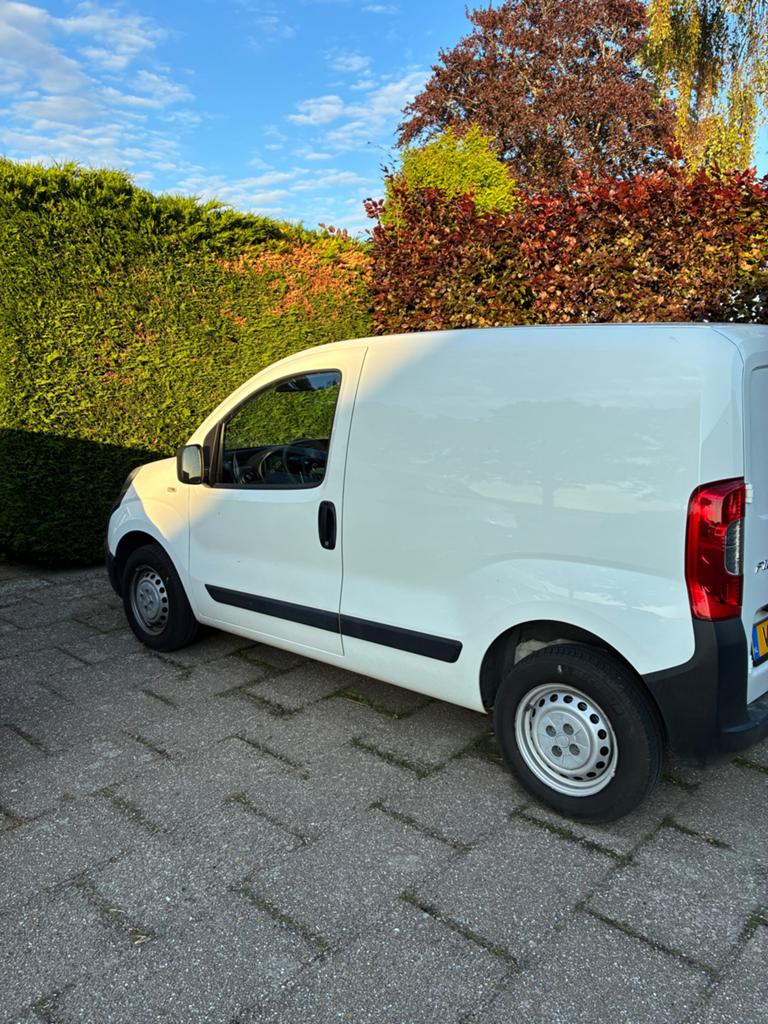 Fiat Fiorino GB 1.3 MJ 80pk  2017 BTW vrij / marge auto, Voorwielaandrijving, Euro 6, 4 cilinders, 400 kg