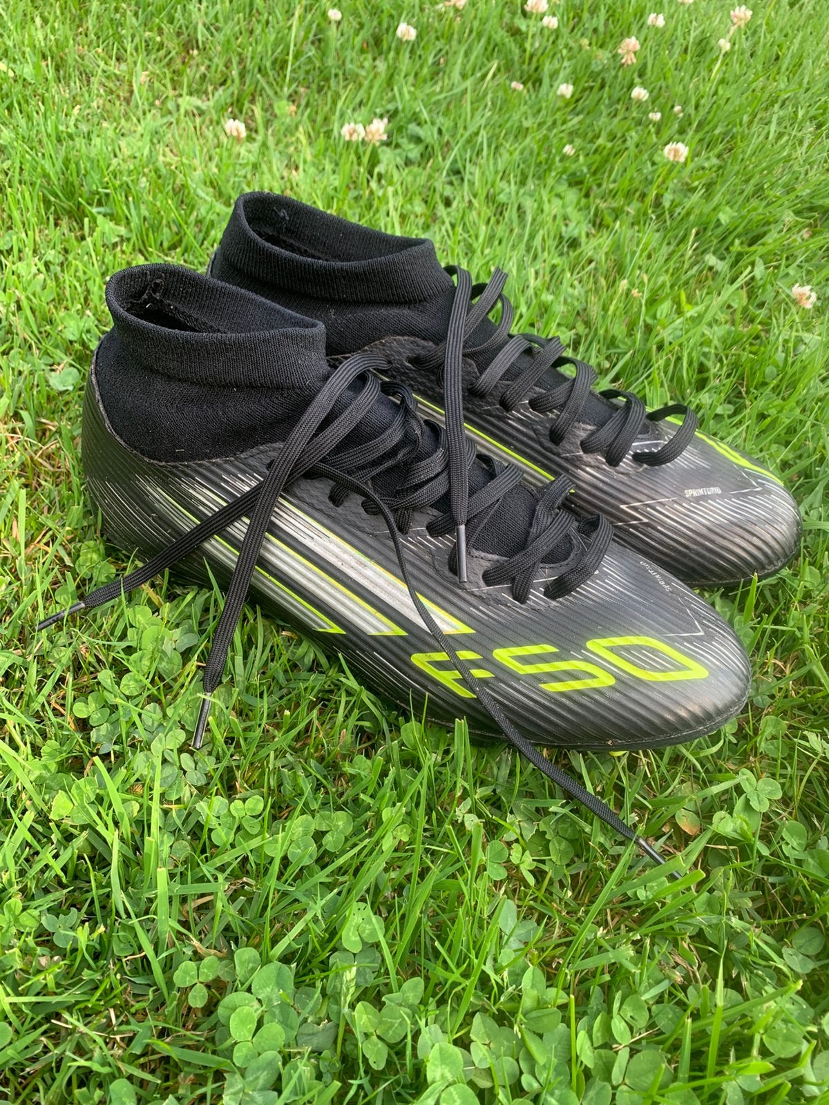 Voetbalschoenen F50 Adidas 42,5, Gebruikt, Schoenen, Maat M, Ophalen of Verzenden