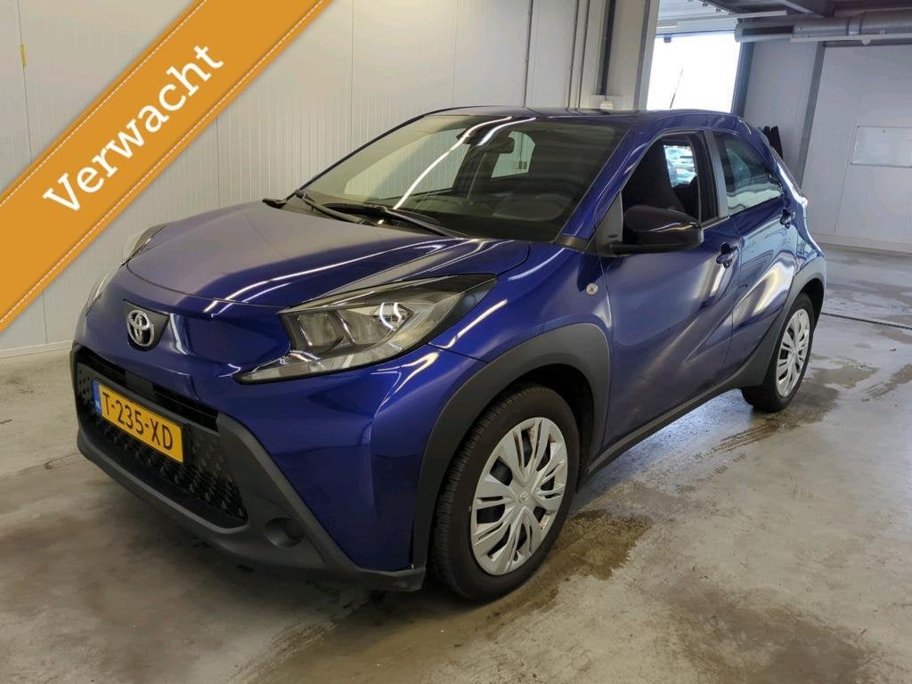 Toyota Aygo X 1.0 VVT-i MT Play | Camera |, Gebruikt, 920 kg, Leder en Stof, Origineel Nederlands