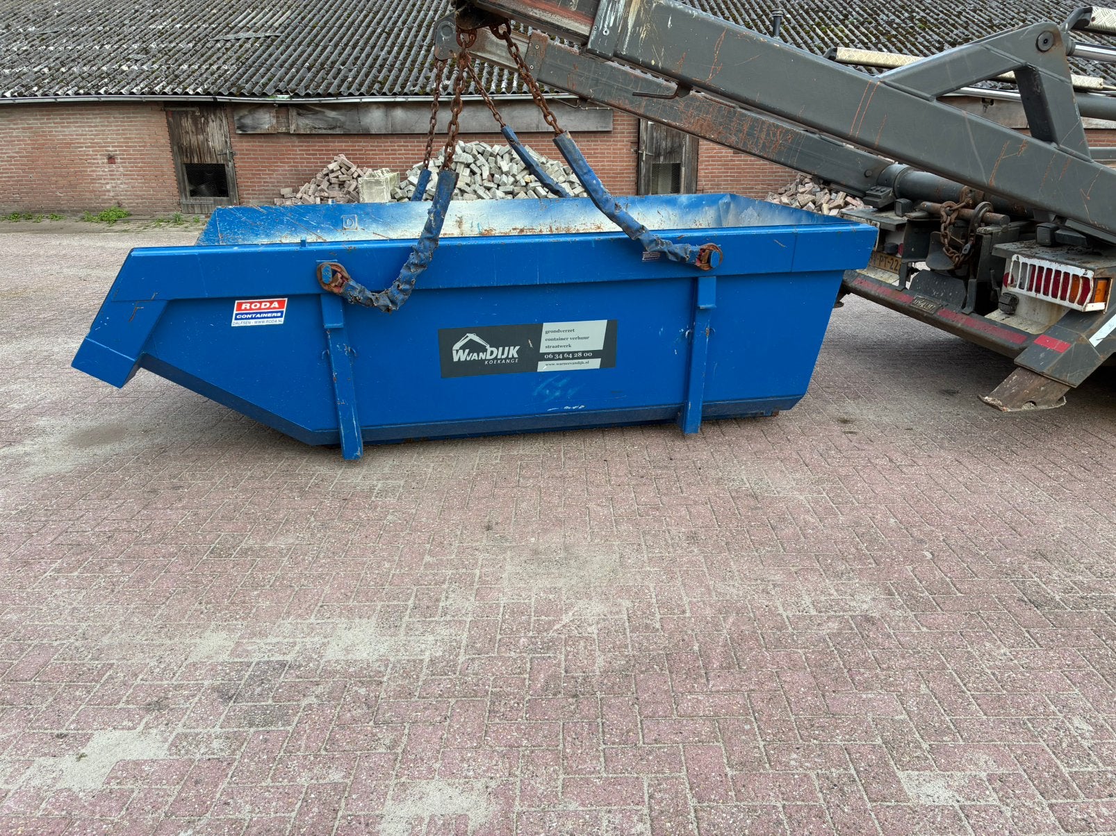 Portaalcontainer, Ophalen