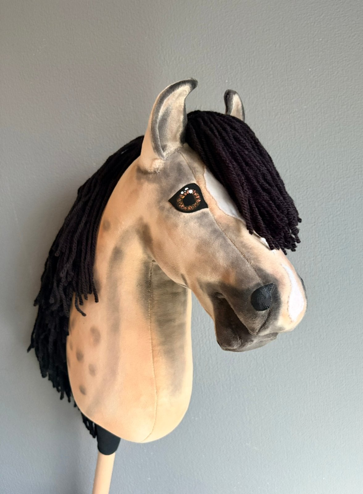 Nieuwe Buckskin hobby horse + gratis Pessoa hoofdstel, Ophalen of Verzenden, Nieuw