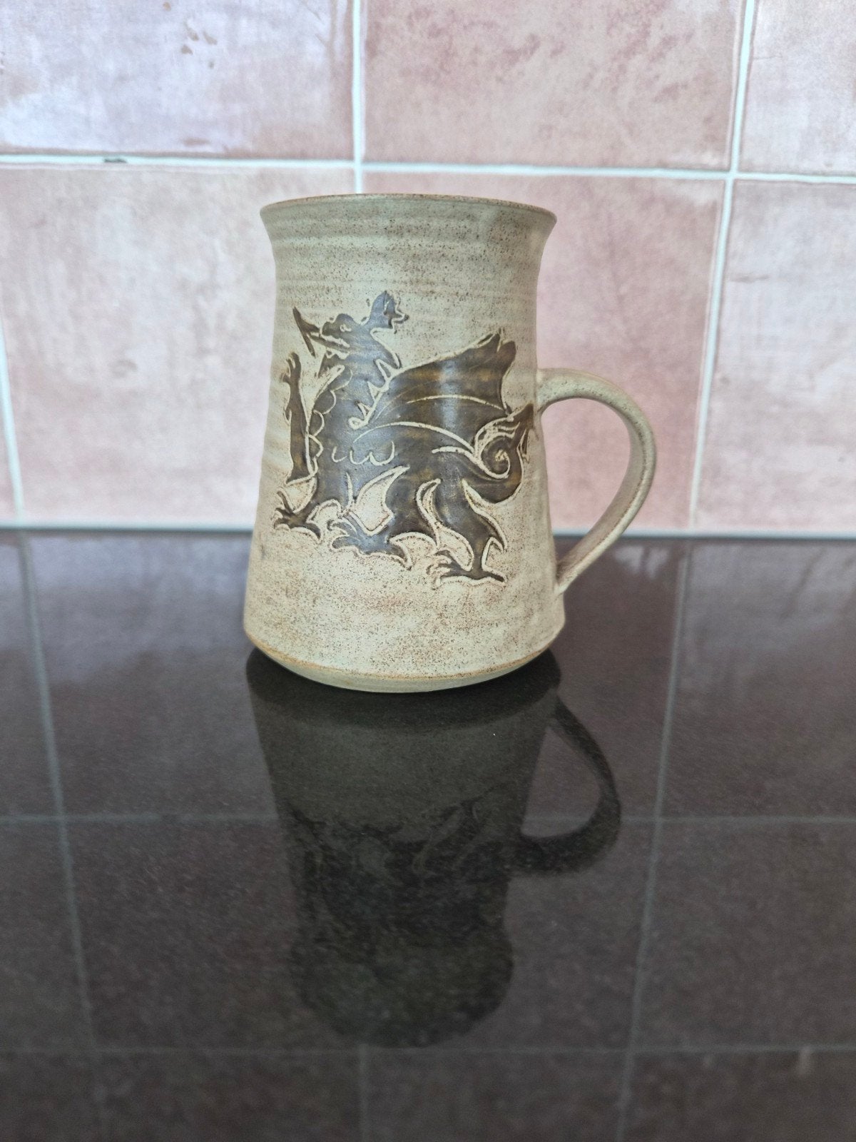 Vintage keramische mok met drakenreliëf, Ophalen of Verzenden