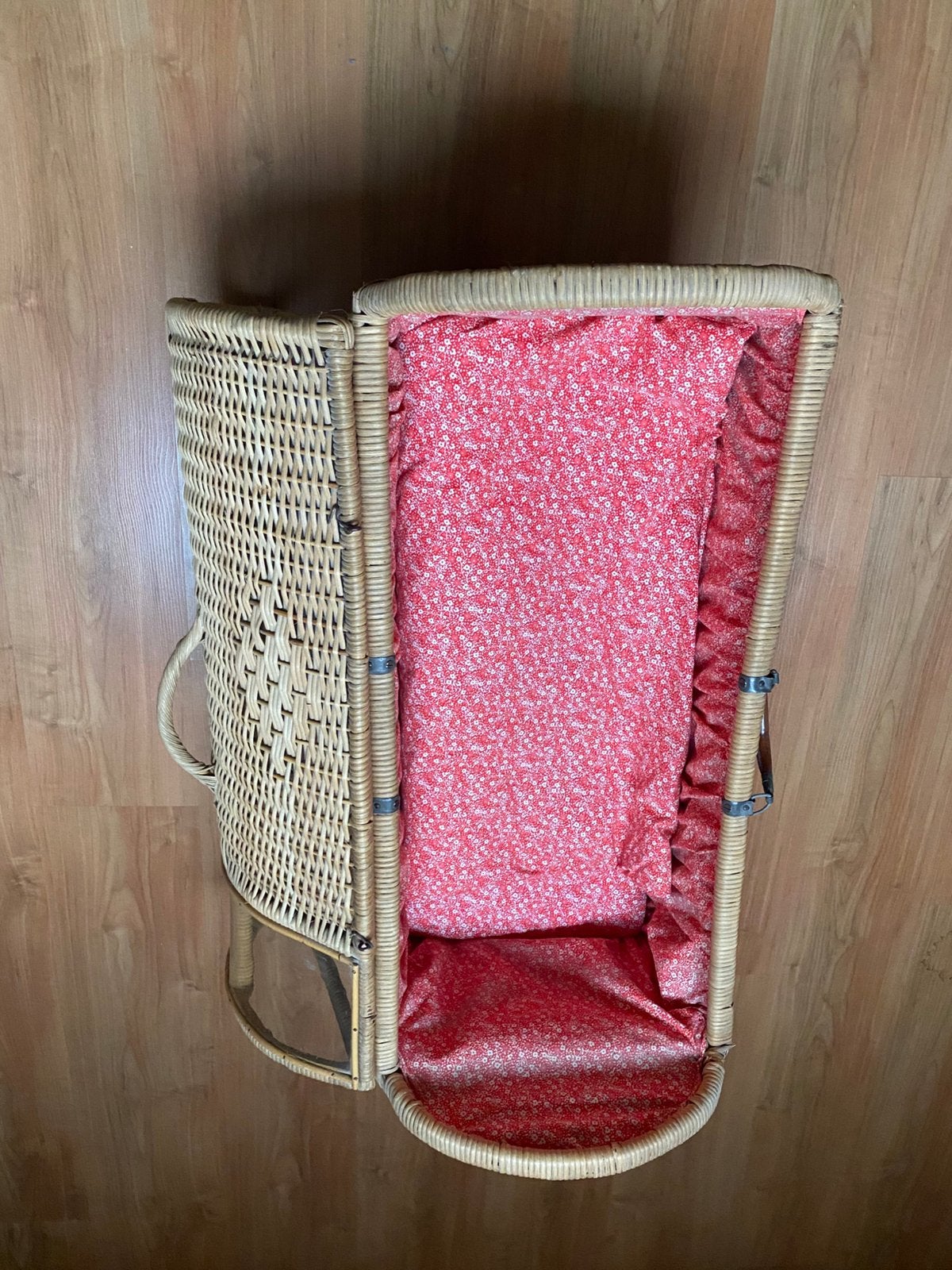 Hand gemaakte rieten, rotan reiswieg, 1950., Ophalen of Verzenden, Gebruikt
