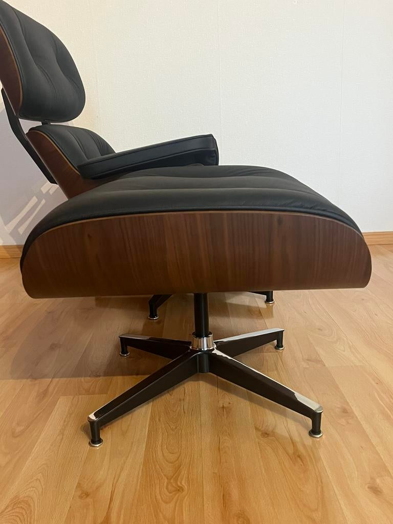 Lounge chair xl replica met ottoman, Huis en Inrichting, Fauteuils, Ophalen, Vintage, Nieuw, 50 tot 75 cm