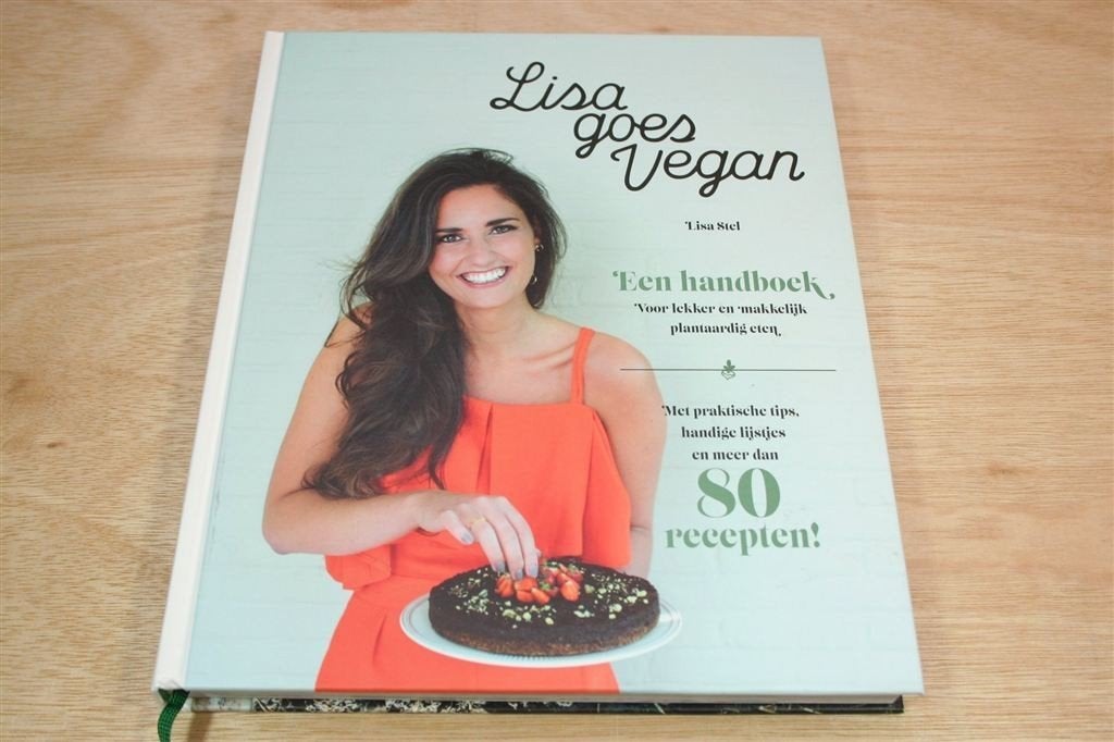 Lisa Goes Vegan — Kookboek & Lifestyle, Ophalen of Verzenden, Zo goed als nieuw, Italië