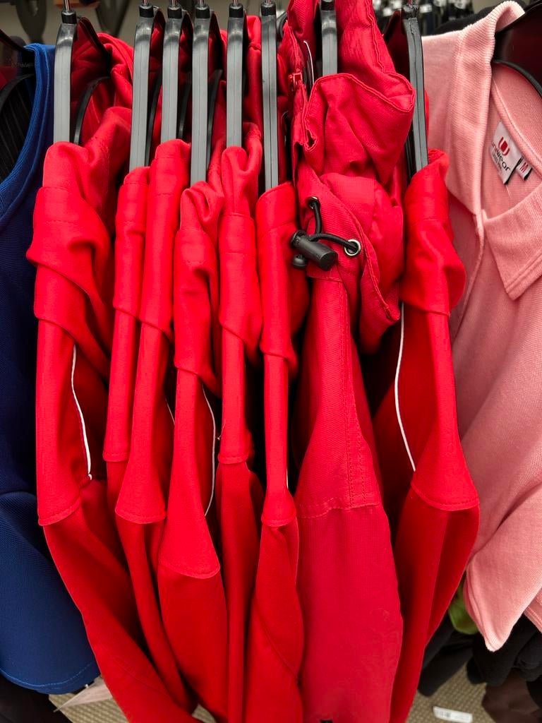 8x Rode Softshell Jassen in Diverse Maten - Clique, Ophalen, Nieuw, Overige maten, Overige typen