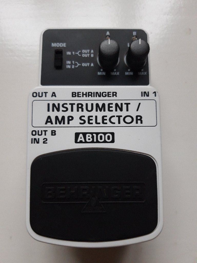 Behringer AB100 Instrument / Amp Selector, Ophalen of Verzenden, Zo goed als nieuw, Overige typen