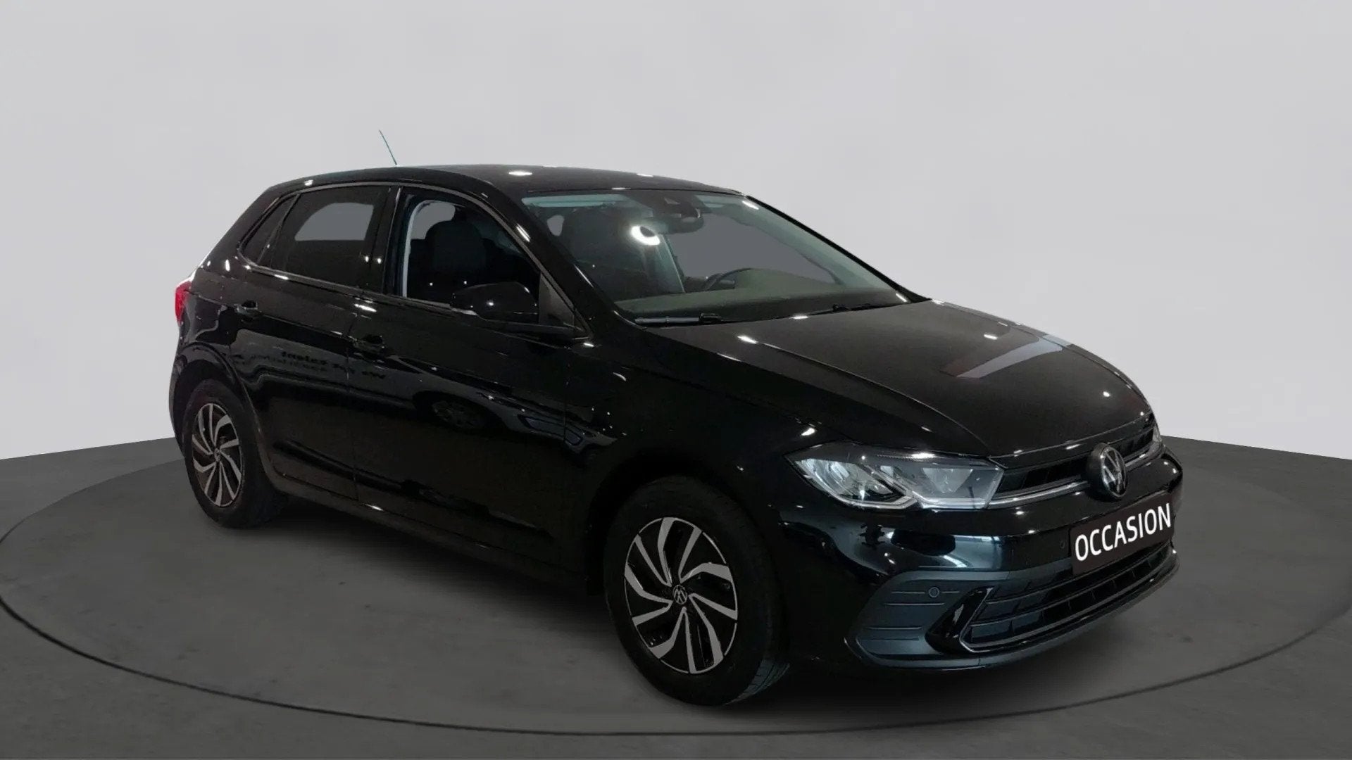 Volkswagen Polo 1.0 TSI Life | Multimedia | Parkeersensoren, Voorwielaandrijving, Gebruikt, 580 kg, Origineel Nederlands