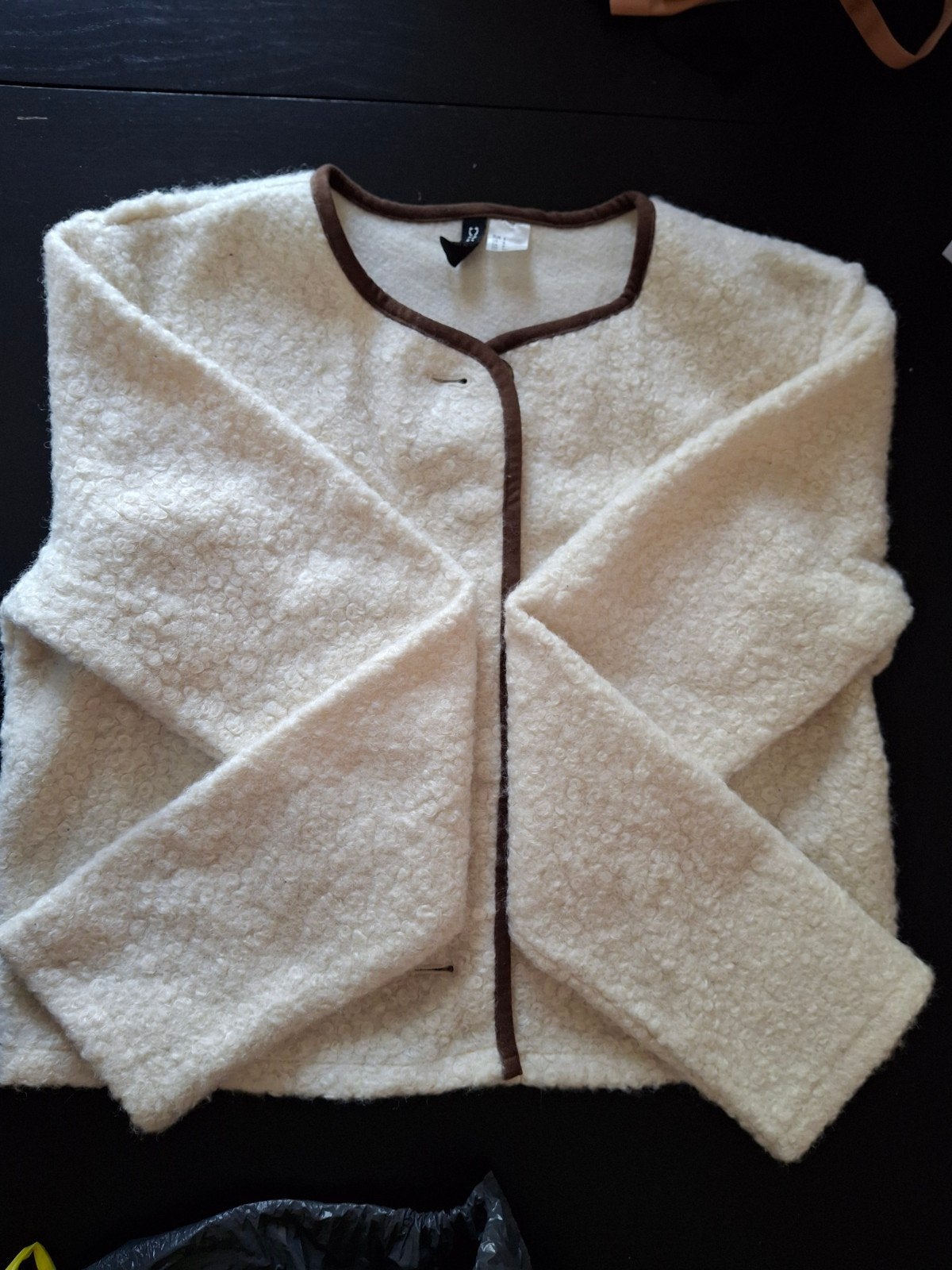 Crèmekleurig H&M vest met bruine bies, Maat 38/40 (M), H&M, Beige, Ophalen of Verzenden