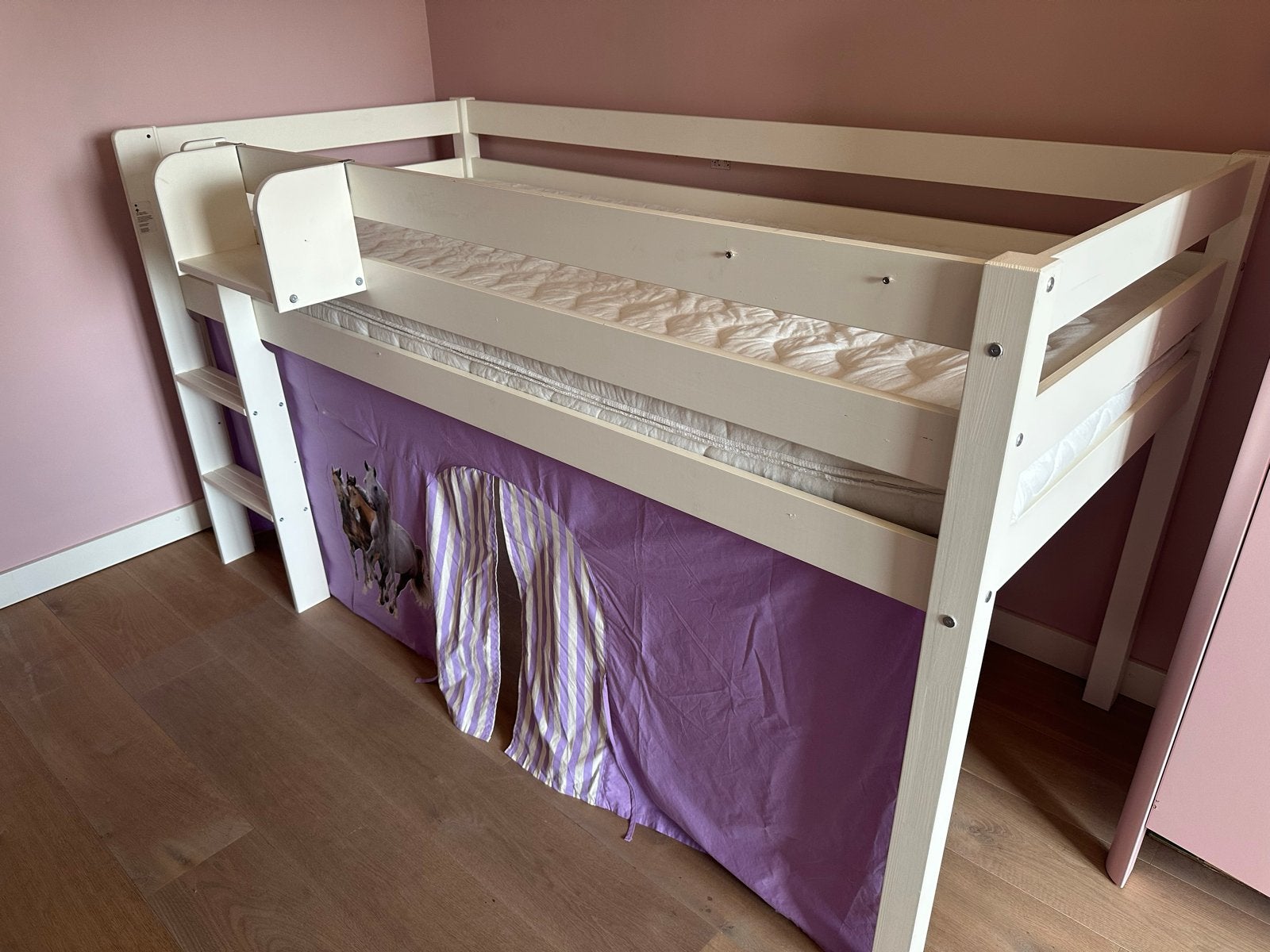 Superleuke halfhoogslaper met paardengordijn (incl. matras), Ophalen, 85 tot 100 cm, Gebruikt, Hoogslaper of Stapelbed