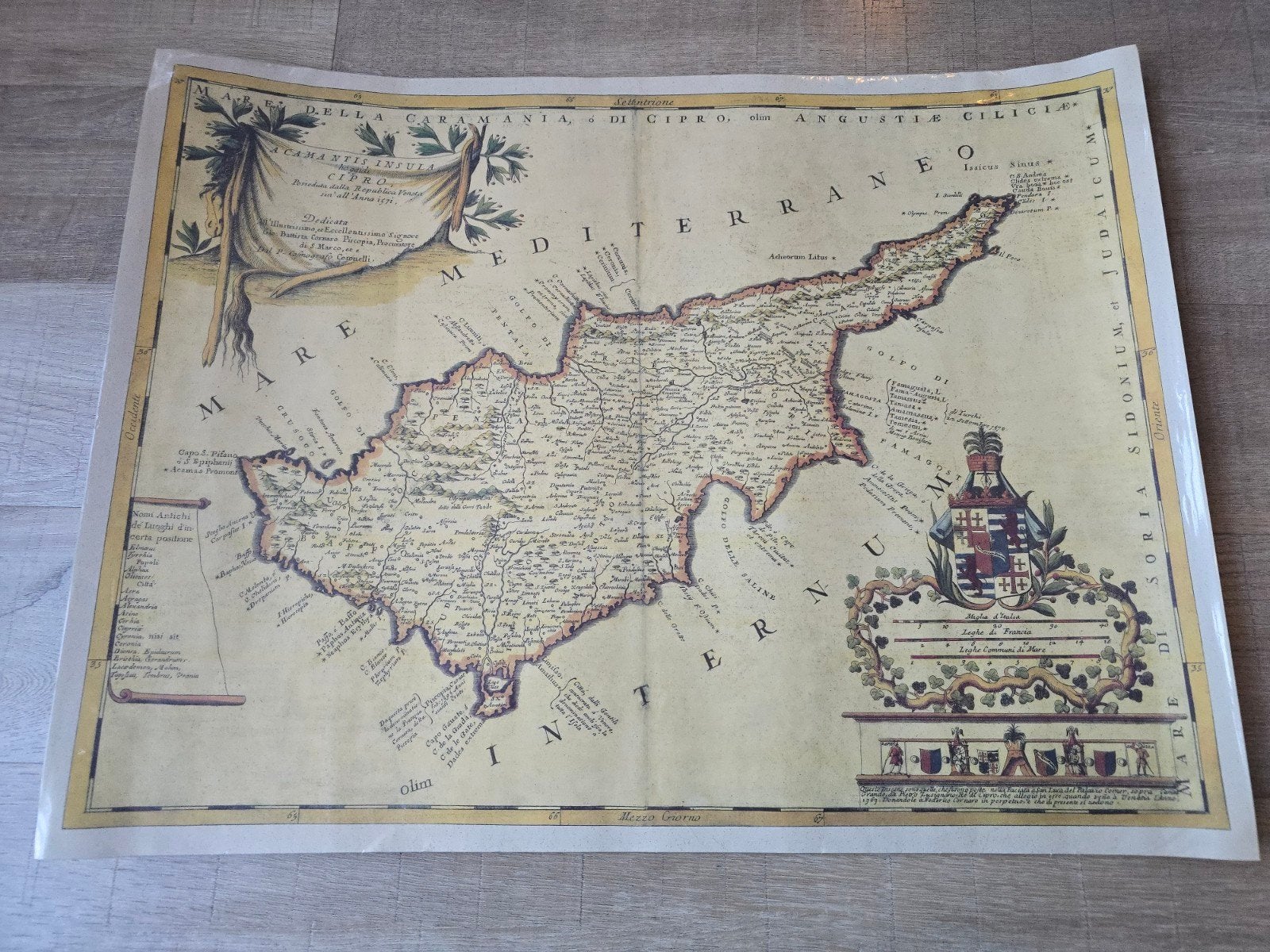 17e-eeuwse kaart van Cyprus by Cartograaf Coronelli Italië, Boeken, Ophalen of Verzenden, Zo goed als nieuw, Overige gebieden