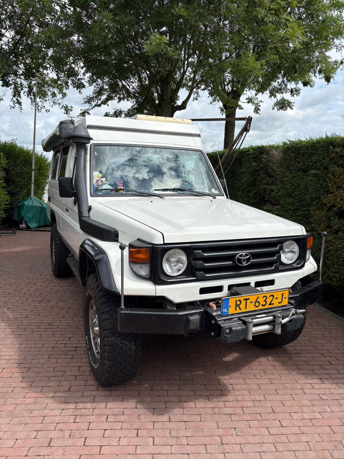 Toyota landcruiser HZJ78  2002   Vraagprijs 63.000 euro, 3000 kg, Wit, Diesel, Geïmporteerd