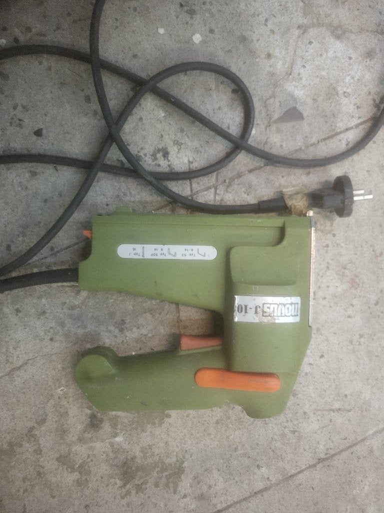 Elektrisch nietmachine, Ophalen of Verzenden, Gebruikt, Overige typen, Overige merken