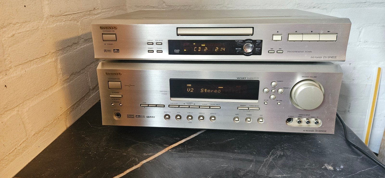 Onkyo Versterker met dvd / cd speler, Auto diversen, Autoradio's, Ophalen of Verzenden, Zo goed als nieuw