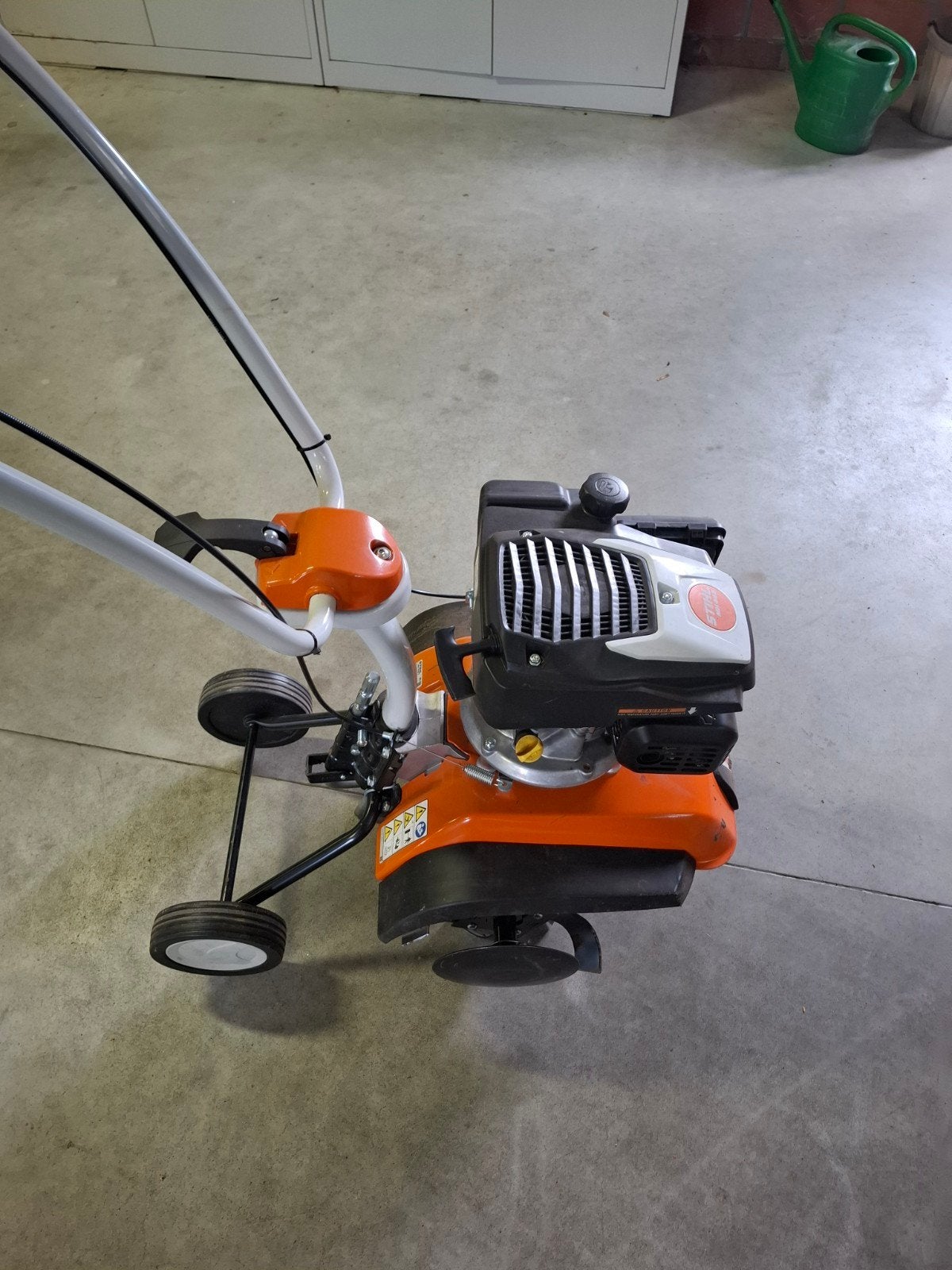 Stihl tuinfrees, Ophalen, Zo goed als nieuw, Benzine, Sthil