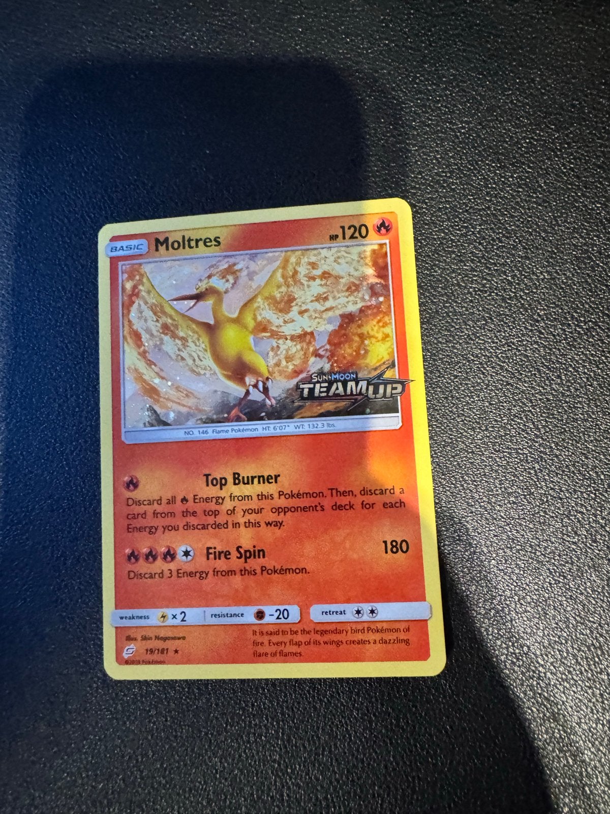 Moltres Pokémon Kaart - Sun & Moon Team Up, Hobby en Vrije tijd, Ophalen of Verzenden, Zo goed als nieuw, Losse kaart