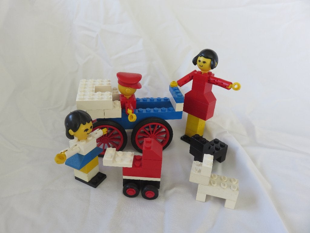Lego building set with people, set 254 Family, Gebruikt, Overige thema's, Lego, Ophalen of Verzenden