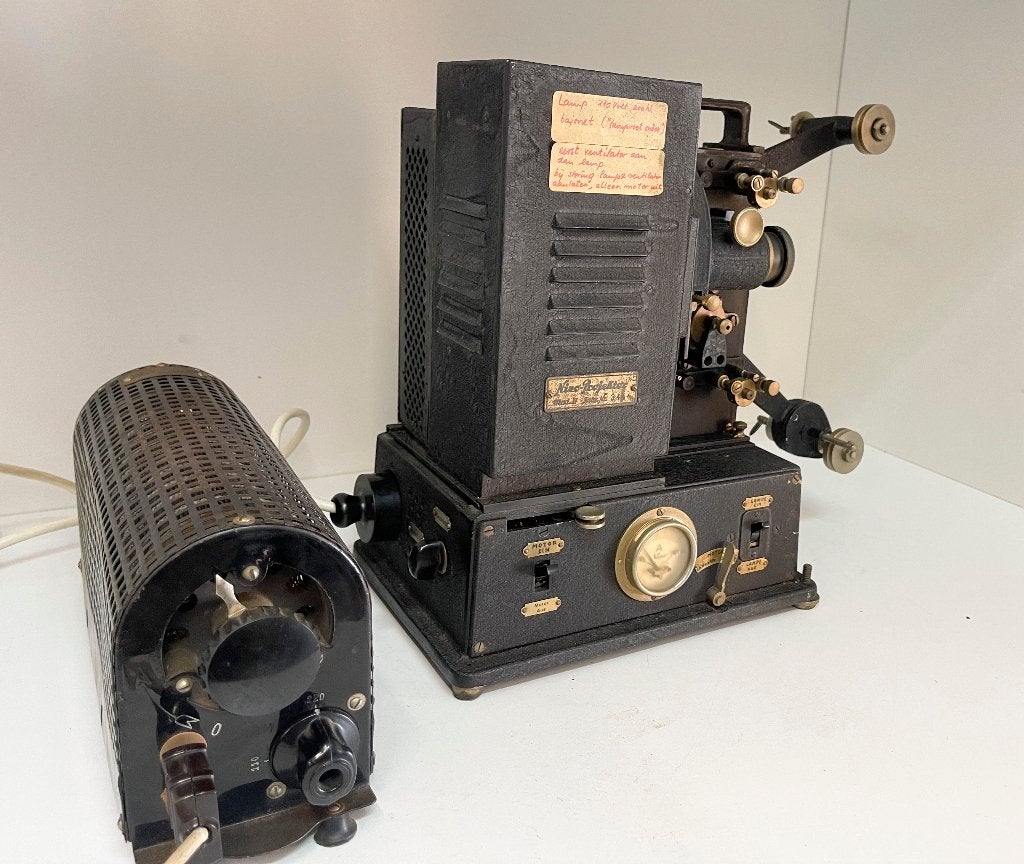 Nizo 9.5mm Projector Type H uit jaren 1931, N, N, Ophalen of Verzenden, N