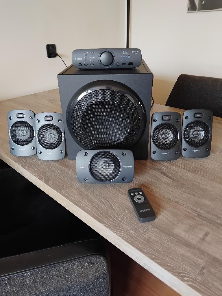 Logitech Z906, Computers en Software, Pc speakers, Zo goed als nieuw, Audiokanaal 5.1, Ophalen