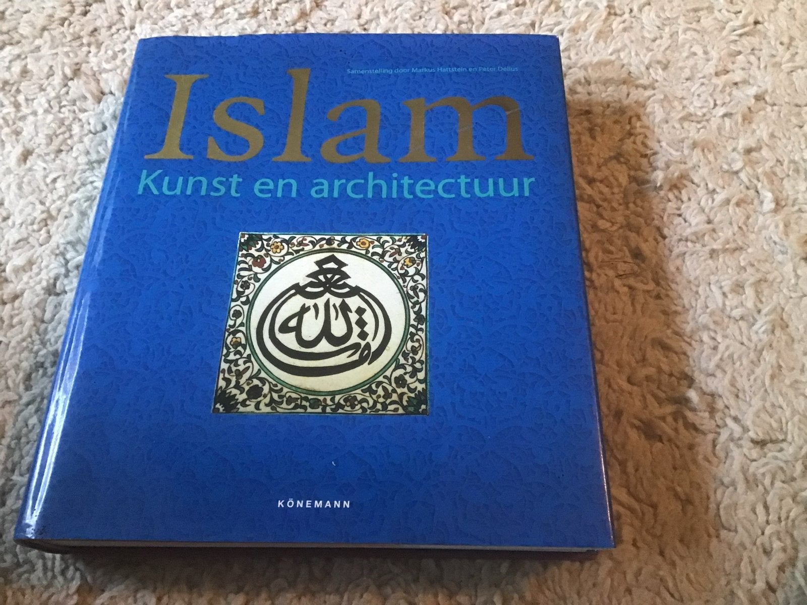 Islam: Kunst en architectuur - Hattstein, Delius giro 555, Boeken, Kunst en Cultuur | Architectuur, Ophalen of Verzenden, Zo goed als nieuw