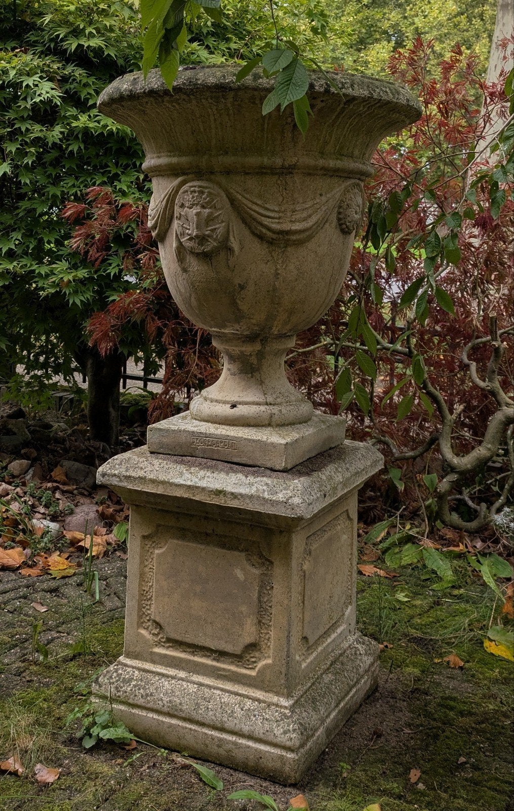 Grote klassieke tuinvaas met sokkel, Tuin en Terras, Ophalen