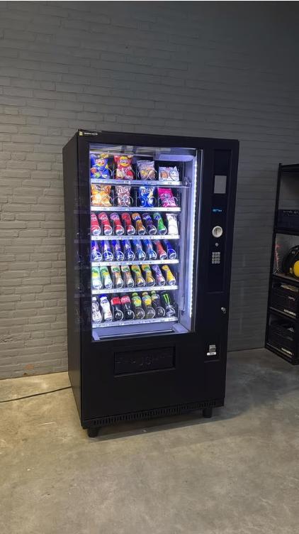 Vendo G-Snack 8 | Snack en drankautomaat | Vendingmachine, Ophalen, Vending Master, Info@vendingmaster.nl, Zo goed als nieuw